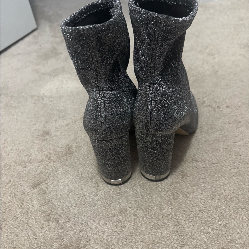 Elegant Silver Ankle Boots - Picture 9 of 10